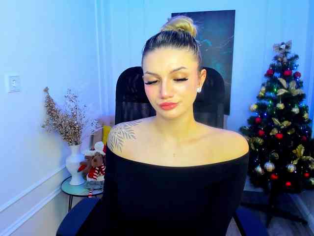 SelenaMoonlight webcam