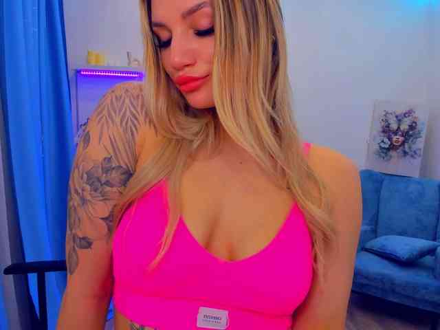 SelenaMoonlight webcam