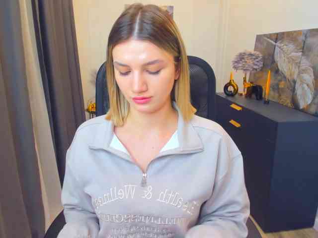 SelenaMoonlight webcam