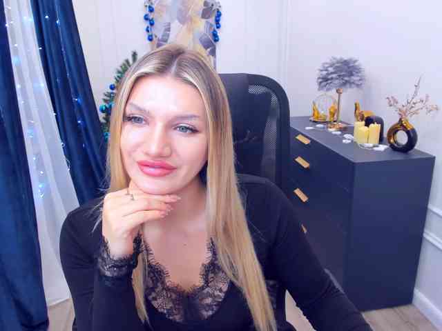 SelenaMoonlight webcam