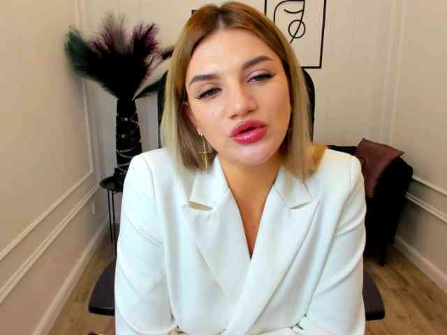 SelenaMoonlight webcam