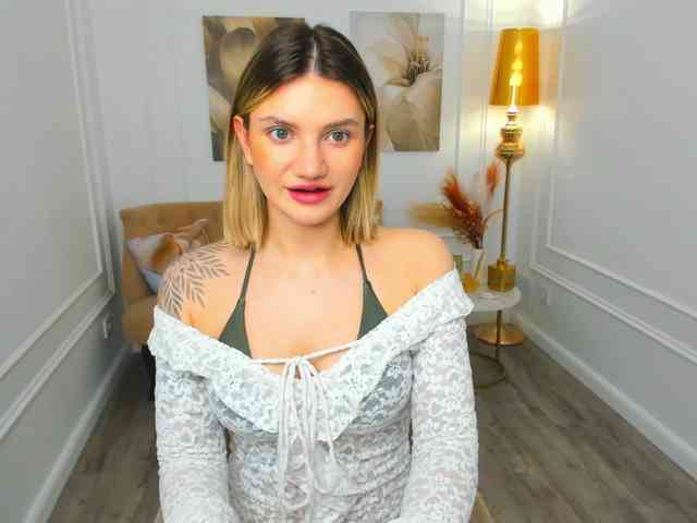 SelenaMoonlight SelenaMoonlight