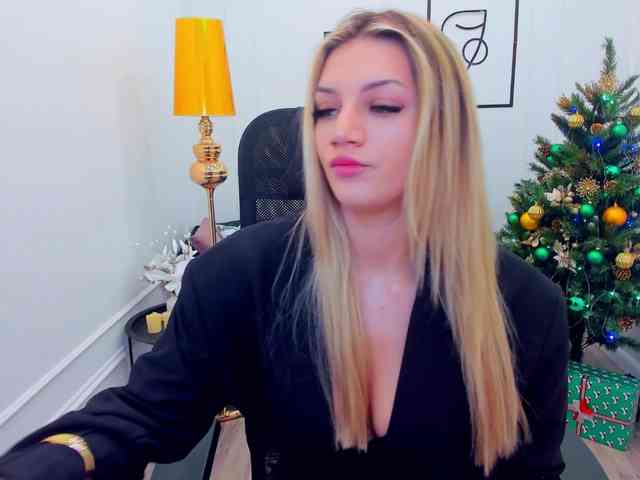 SelenaMoonlight webcam