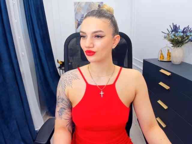 SelenaMoonlight webcam