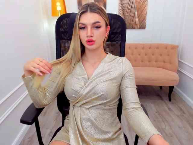 SelenaMoonlight webcam