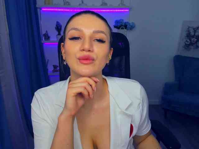 SelenaMoonlight webcam