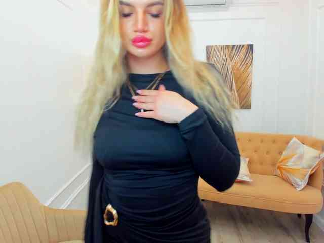 SelenaMoonlight webcam