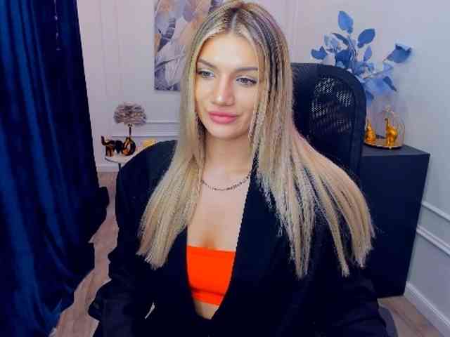 SelenaMoonlight webcam