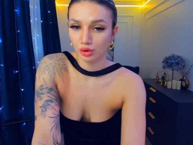 SelenaMoonlight webcam