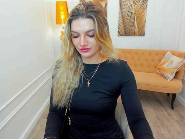 SelenaMoonlight webcam