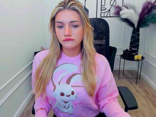 SelenaMoonlight webcam