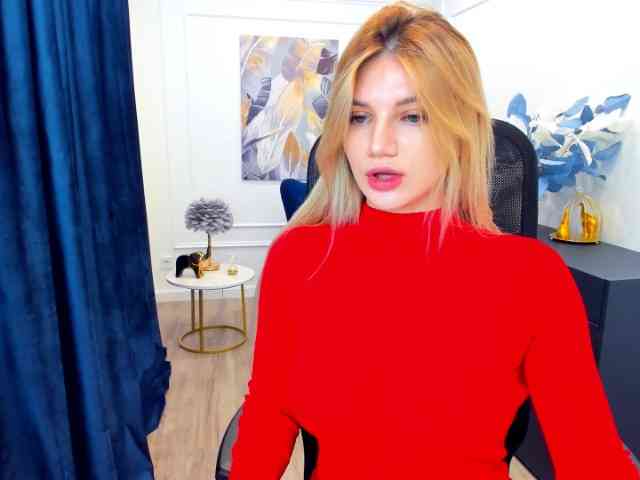 SelenaMoonlight webcam