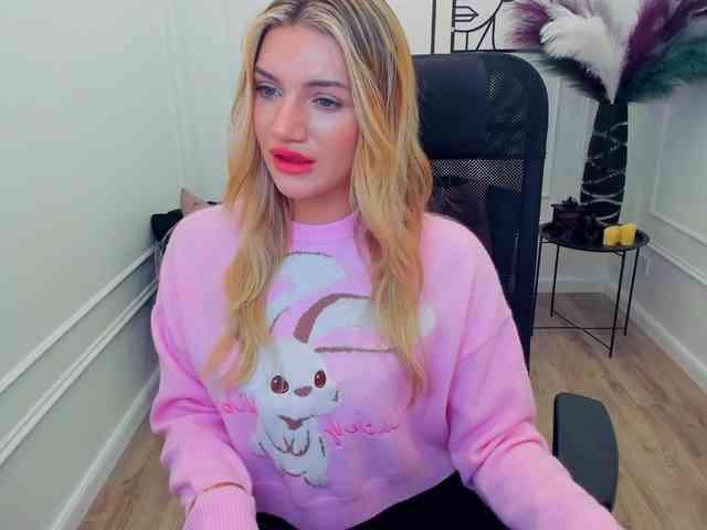 SelenaMoonlight webcam