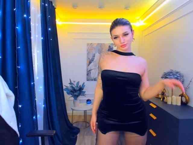 SelenaMoonlight webcam