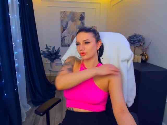 SelenaMoonlight webcam