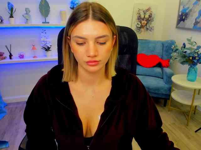 SelenaMoonlight webcam