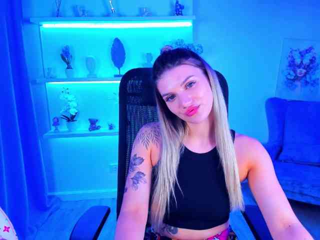 SelenaMoonlight webcam