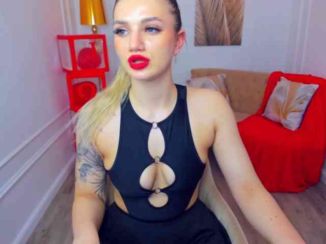 SelenaMoonlight webcam