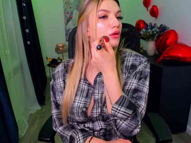 SelenaMoonlight webcam