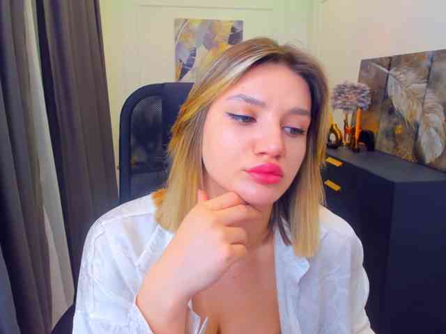 SelenaMoonlight SelenaMoonlight