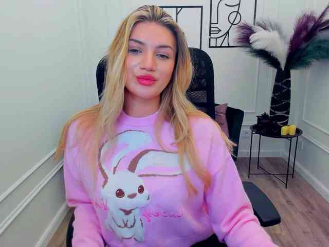 SelenaMoonlight webcam