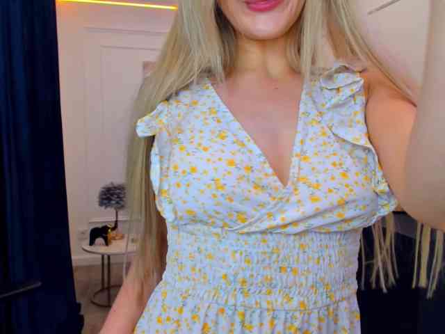 SelenaMoonlight webcam