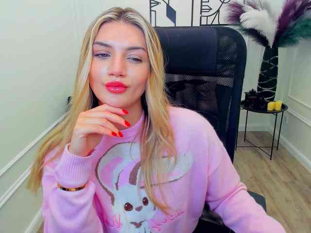 SelenaMoonlight webcam