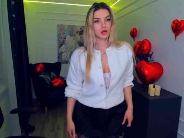 SelenaMoonlight webcam