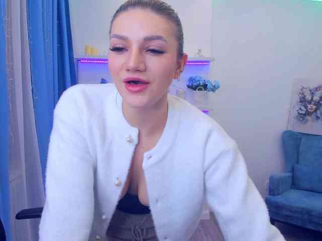 SelenaMoonlight webcam