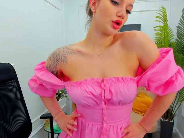 SelenaMoonlight webcam