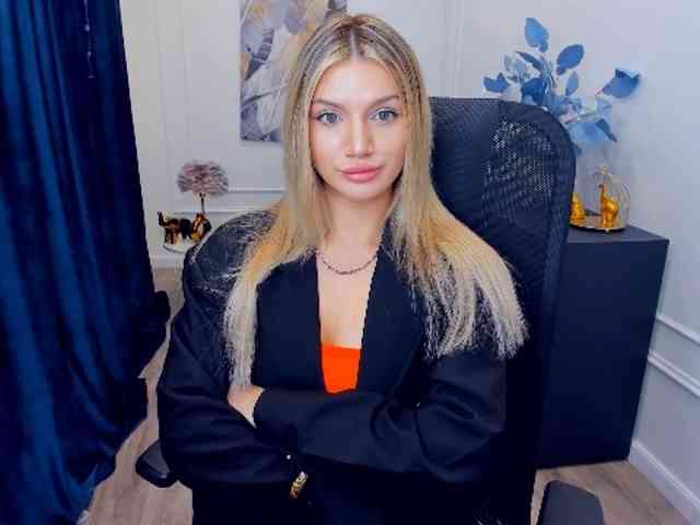 SelenaMoonlight webcam