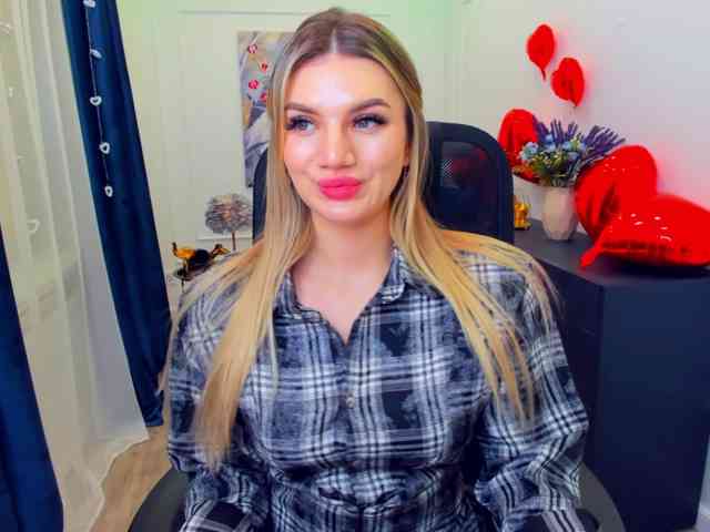 SelenaMoonlight webcam