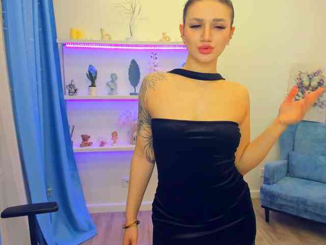 SelenaMoonlight webcam