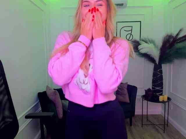 SelenaMoonlight webcam