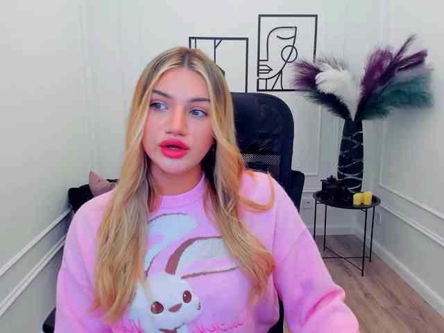 SelenaMoonlight webcam