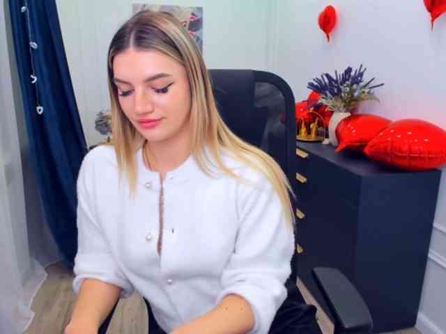 SelenaMoonlight webcam