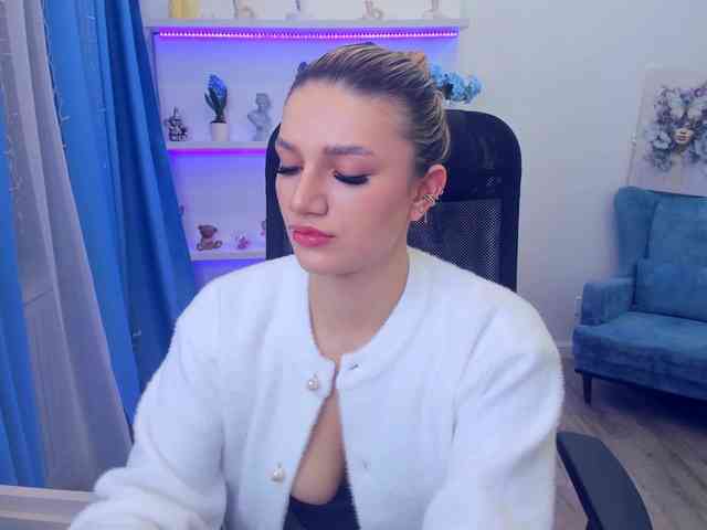 SelenaMoonlight webcam