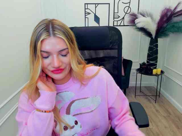 SelenaMoonlight webcam