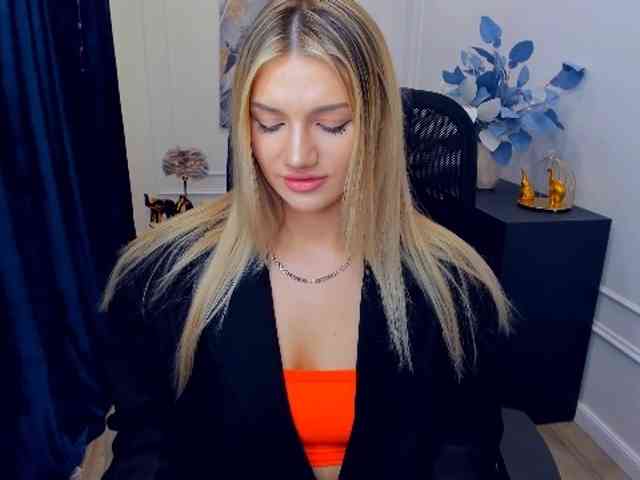 SelenaMoonlight webcam