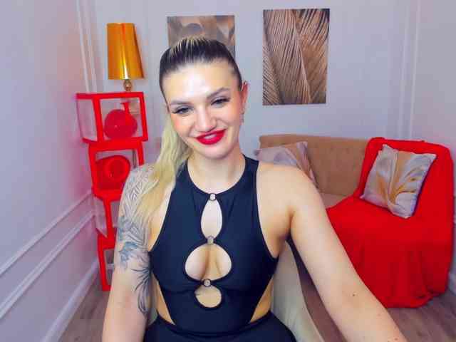 SelenaMoonlight webcam