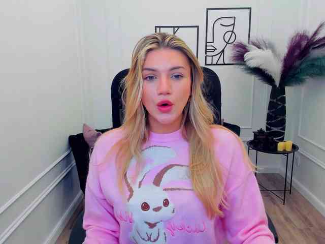 SelenaMoonlight webcam