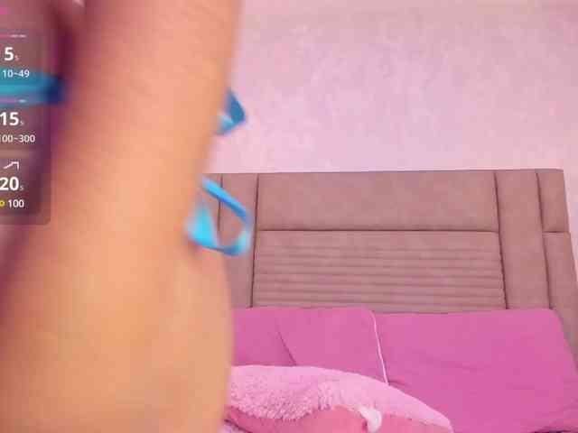EMMAWIILSON webcam
