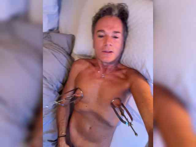 christopheporn christopheporn