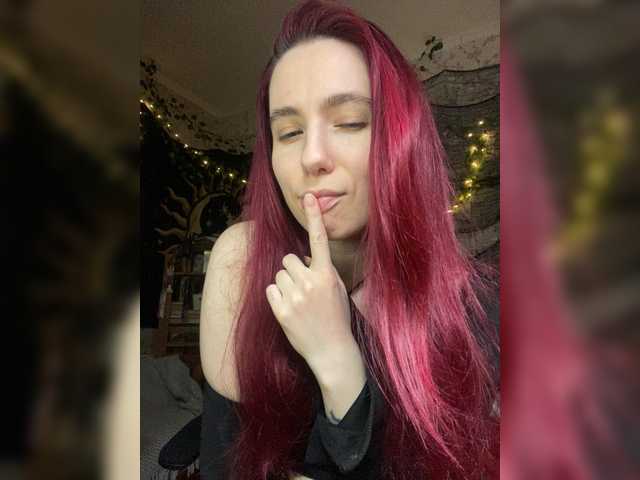 SelinaXylia's BongaCams show and profile