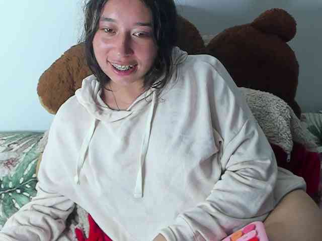 lizzykawai webcam