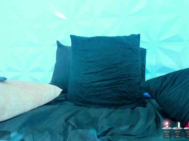Natasha-Colins webcam