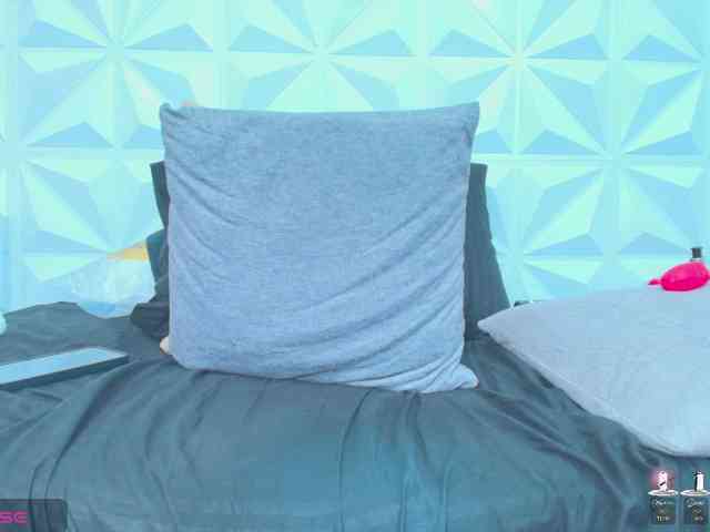 Natasha-Colins webcam