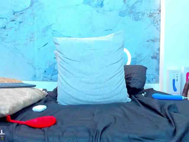 Natasha-Colins webcam