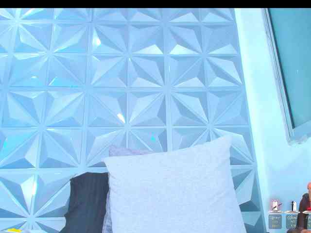 Natasha-Colins webcam