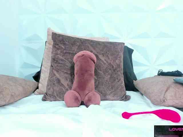 Natasha-Colins webcam